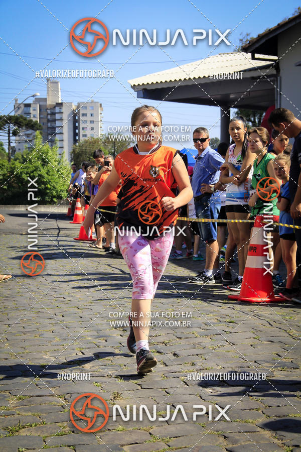 Buy your photos of the eventCorrida Interbairros 10 on Fotop