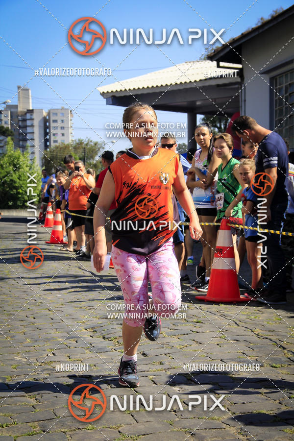 Buy your photos of the eventCorrida Interbairros 10 on Fotop
