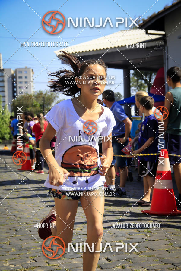 Buy your photos of the eventCorrida Interbairros 10 on Fotop