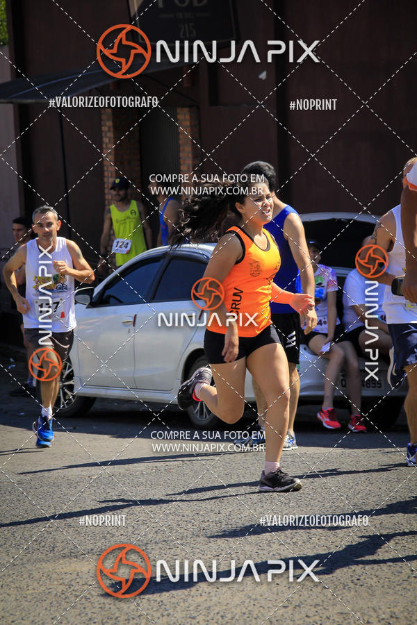 Buy your photos of the eventCorrida Interbairros 10 on Fotop