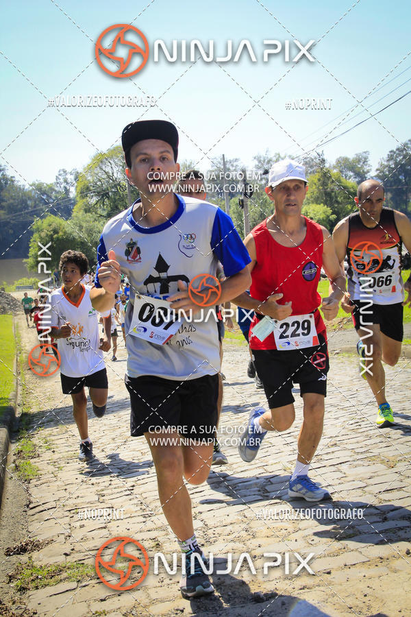 Compre as suas fotos do eventoCorrida Interbairros 10 no Fotop