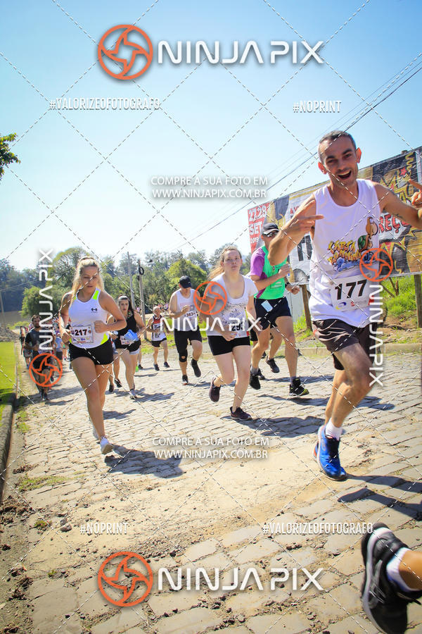 Compra tus fotos del eventoCorrida Interbairros 10 En Fotop