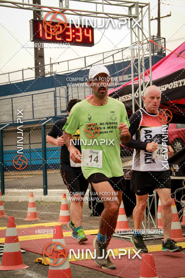 Buy your photos of the eventUltra Maratona 12hs on Fotop