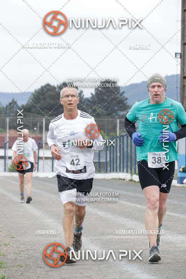 Buy your photos of the eventUltra Maratona 12hs on Fotop