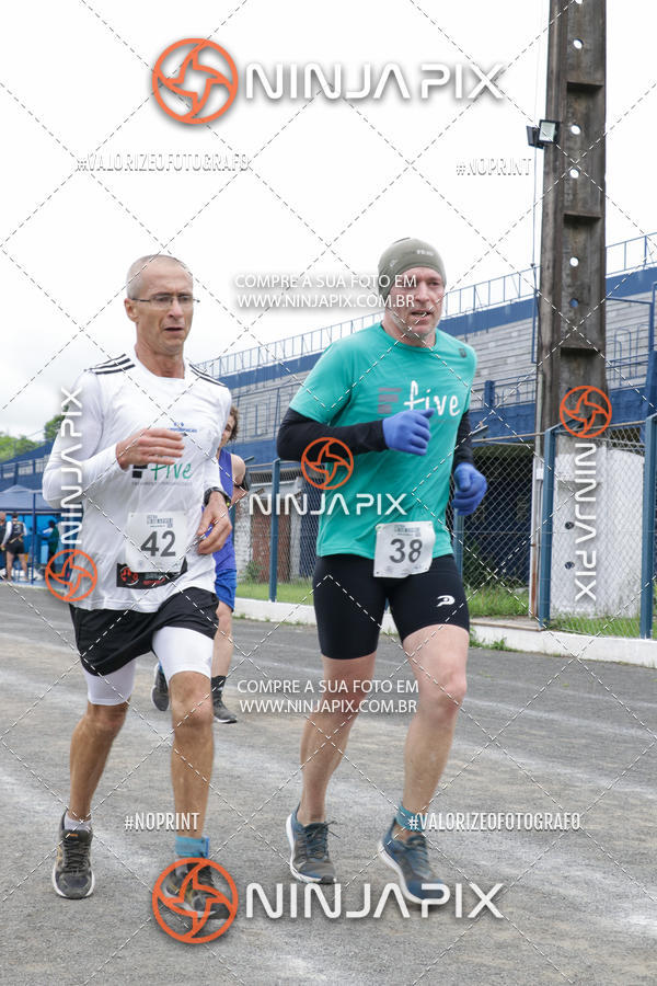 Buy your photos of the eventUltra Maratona 12hs on Fotop