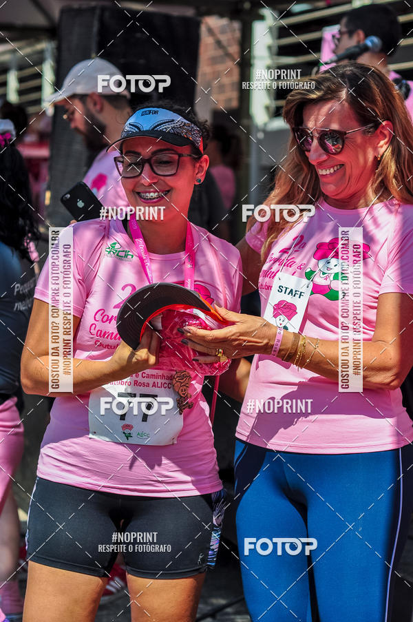 Buy your photos of the eventOutubro Rosa ALICC - 2 Corrida e Caminhada 2019 on Fotop