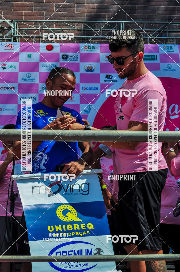 Buy your photos of the eventOutubro Rosa ALICC - 2 Corrida e Caminhada 2019 on Fotop