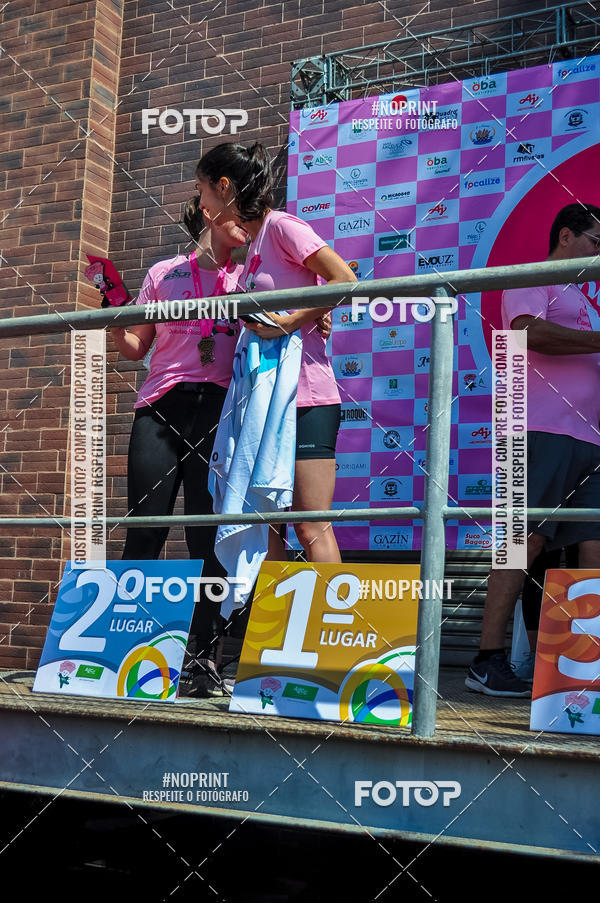 Buy your photos of the eventOutubro Rosa ALICC - 2 Corrida e Caminhada 2019 on Fotop