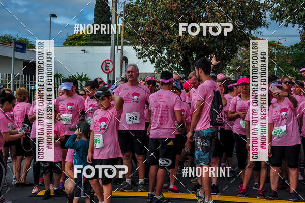 Buy your photos of the eventOutubro Rosa ALICC - 2 Corrida e Caminhada 2019 on Fotop