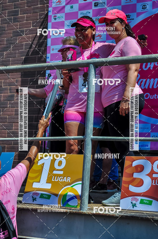 Buy your photos of the eventOutubro Rosa ALICC - 2 Corrida e Caminhada 2019 on Fotop