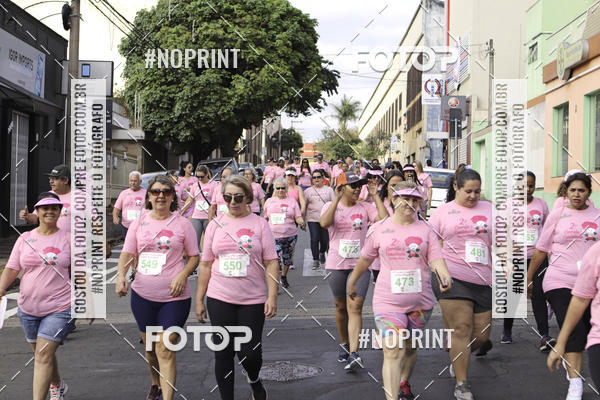 Buy your photos of the eventOutubro Rosa ALICC - 2 Corrida e Caminhada 2019 on Fotop