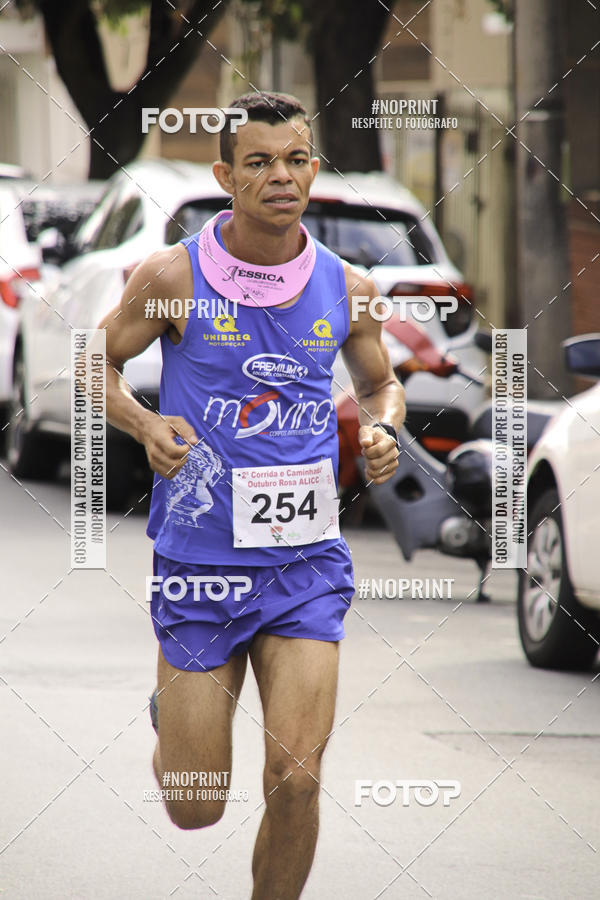 Buy your photos of the eventOutubro Rosa ALICC - 2 Corrida e Caminhada 2019 on Fotop