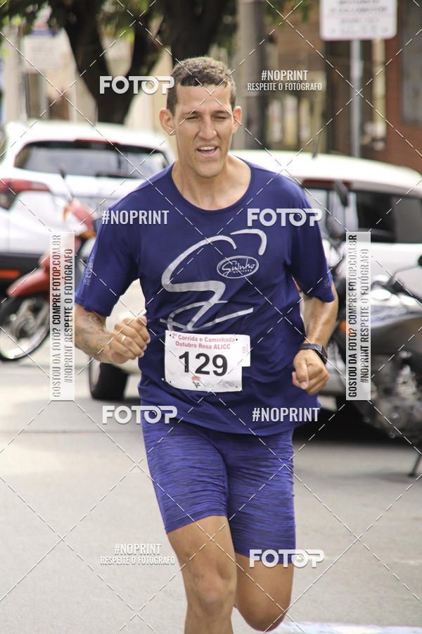 Buy your photos of the eventOutubro Rosa ALICC - 2 Corrida e Caminhada 2019 on Fotop