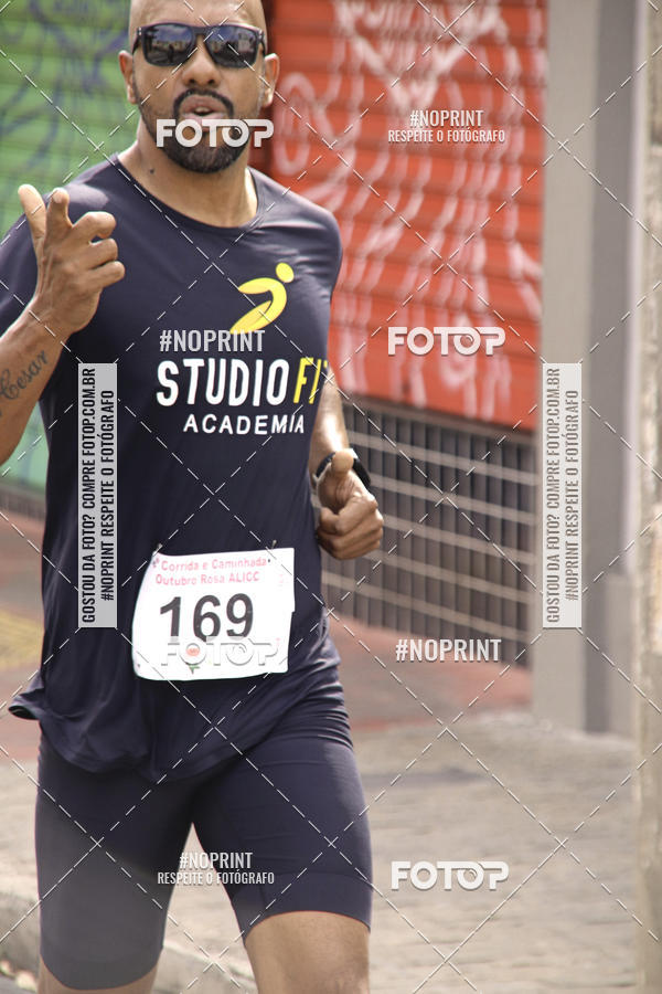 Buy your photos of the eventOutubro Rosa ALICC - 2 Corrida e Caminhada 2019 on Fotop