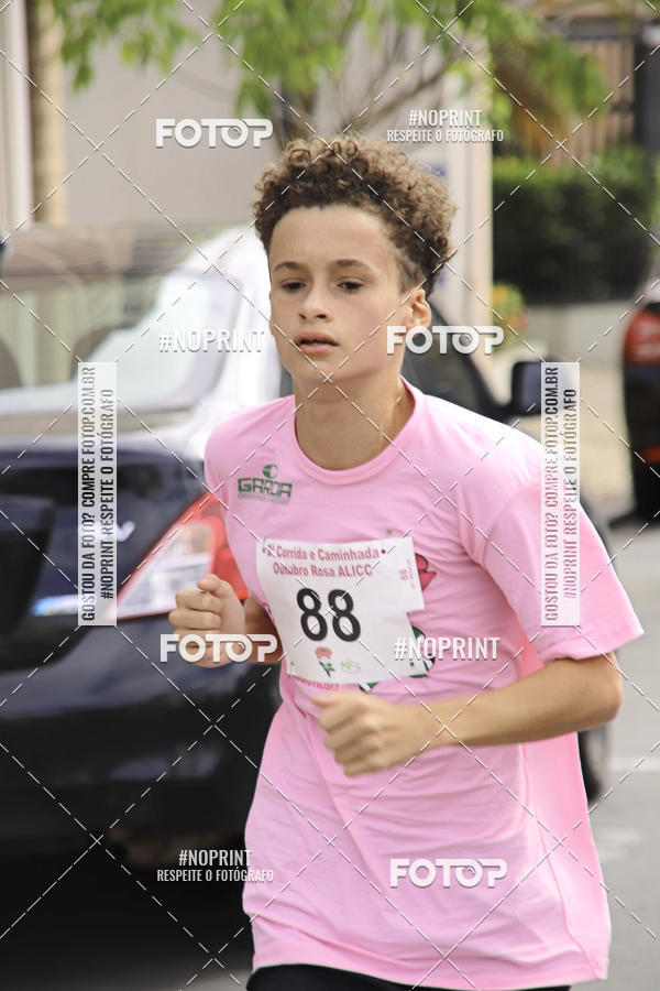 Buy your photos of the eventOutubro Rosa ALICC - 2 Corrida e Caminhada 2019 on Fotop