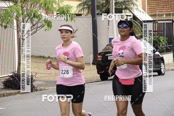 Buy your photos of the eventOutubro Rosa ALICC - 2 Corrida e Caminhada 2019 on Fotop