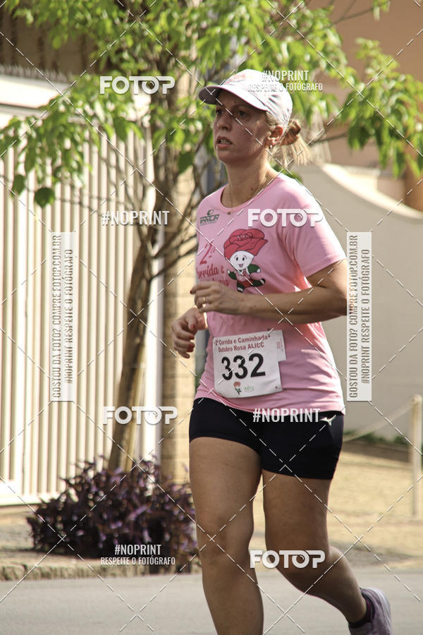 Buy your photos of the eventOutubro Rosa ALICC - 2 Corrida e Caminhada 2019 on Fotop