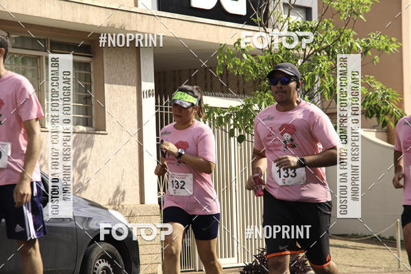 Buy your photos of the eventOutubro Rosa ALICC - 2 Corrida e Caminhada 2019 on Fotop