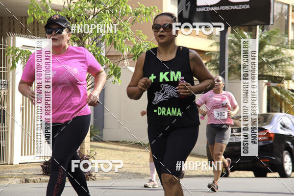 Buy your photos of the eventOutubro Rosa ALICC - 2 Corrida e Caminhada 2019 on Fotop