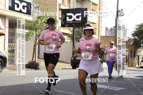 Buy your photos of the eventOutubro Rosa ALICC - 2 Corrida e Caminhada 2019 on Fotop