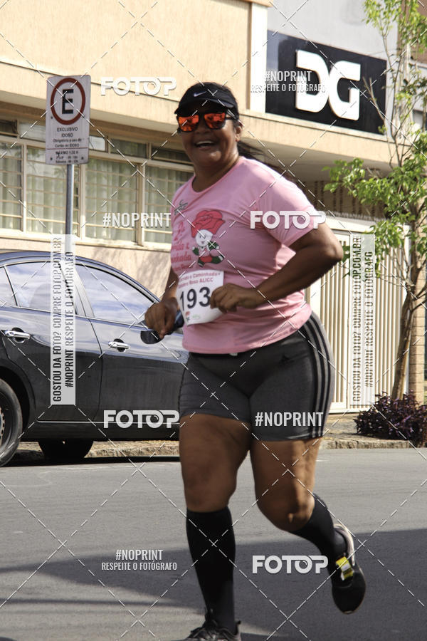 Buy your photos of the eventOutubro Rosa ALICC - 2 Corrida e Caminhada 2019 on Fotop
