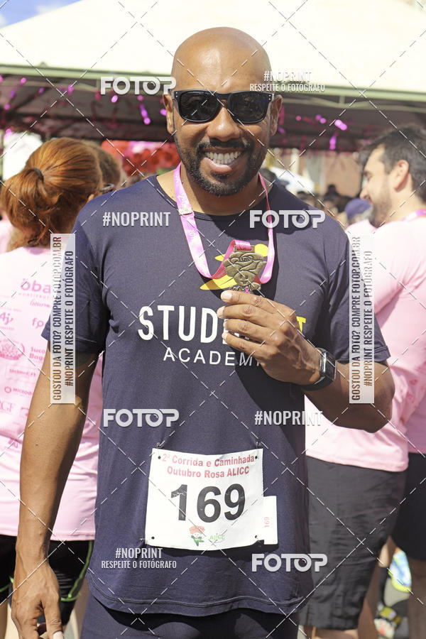 Buy your photos of the eventOutubro Rosa ALICC - 2 Corrida e Caminhada 2019 on Fotop