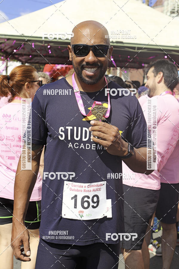 Buy your photos of the eventOutubro Rosa ALICC - 2 Corrida e Caminhada 2019 on Fotop