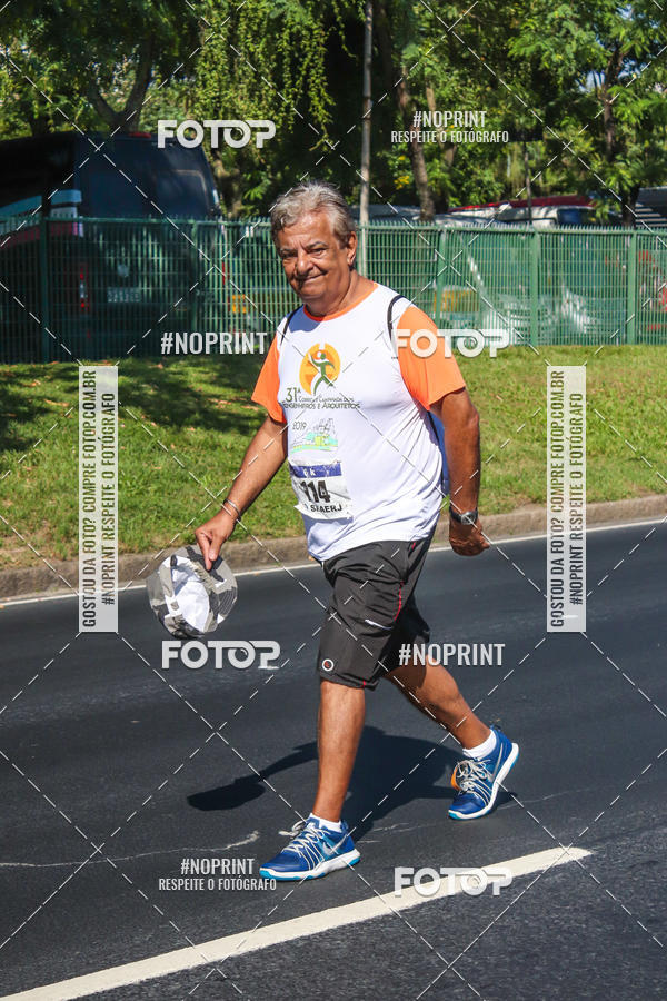 Compre suas fotos do evento31 Corrida e Caminhada dos Engenheiros e Arquitetos no Fotop