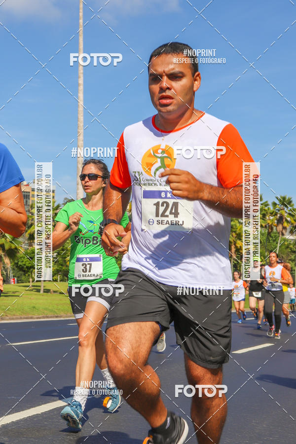 Buy your photos of the event31 Corrida e Caminhada dos Engenheiros e Arquitetos on Fotop