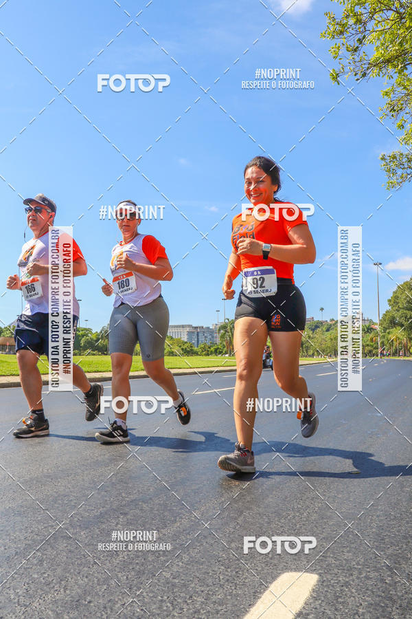 Buy your photos of the event31 Corrida e Caminhada dos Engenheiros e Arquitetos on Fotop