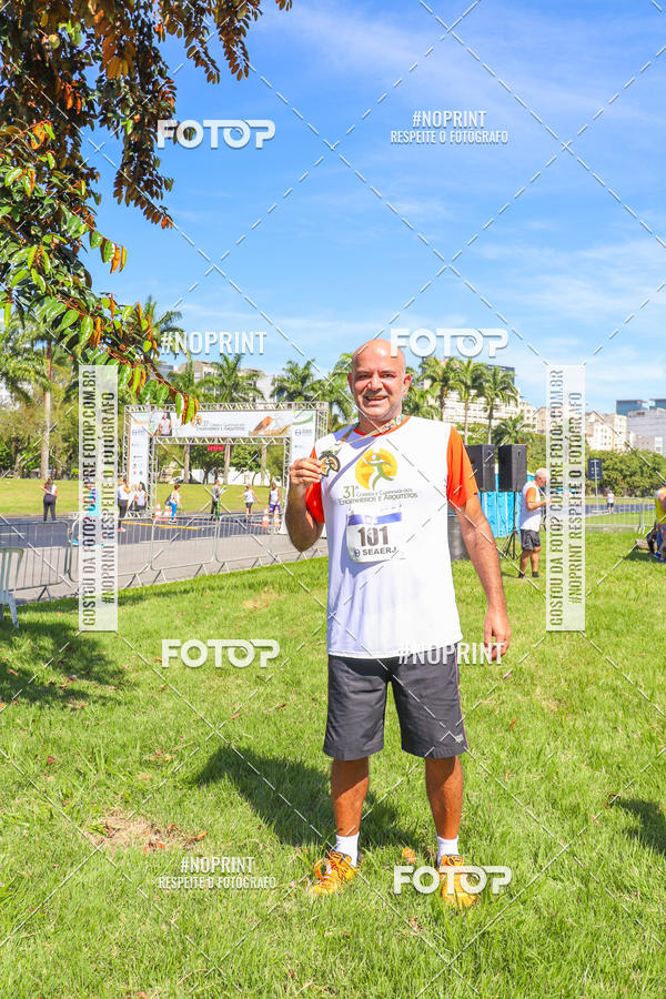 Buy your photos of the event31 Corrida e Caminhada dos Engenheiros e Arquitetos on Fotop