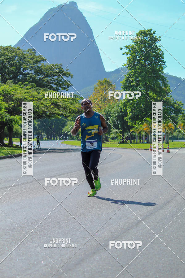 Buy your photos of the event31 Corrida e Caminhada dos Engenheiros e Arquitetos on Fotop