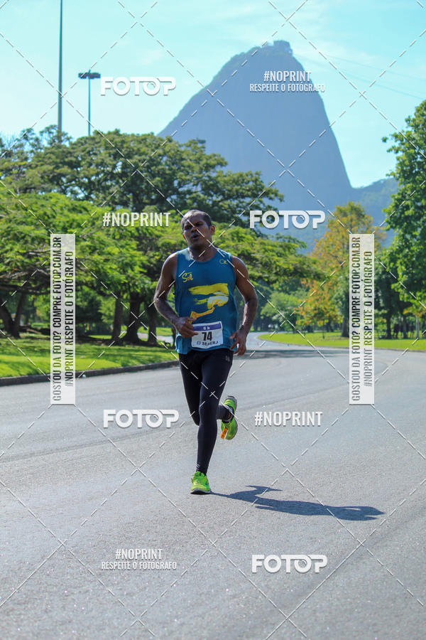 Buy your photos of the event31 Corrida e Caminhada dos Engenheiros e Arquitetos on Fotop