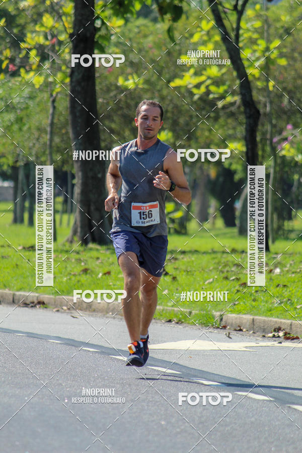 Buy your photos of the event31 Corrida e Caminhada dos Engenheiros e Arquitetos on Fotop