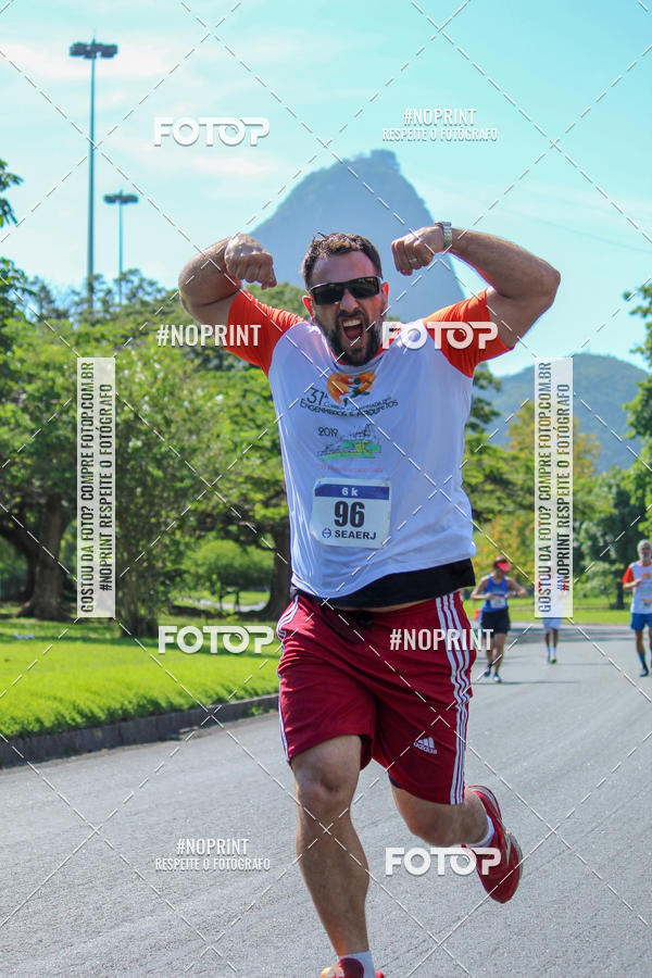 Compre suas fotos do evento31 Corrida e Caminhada dos Engenheiros e Arquitetos no Fotop