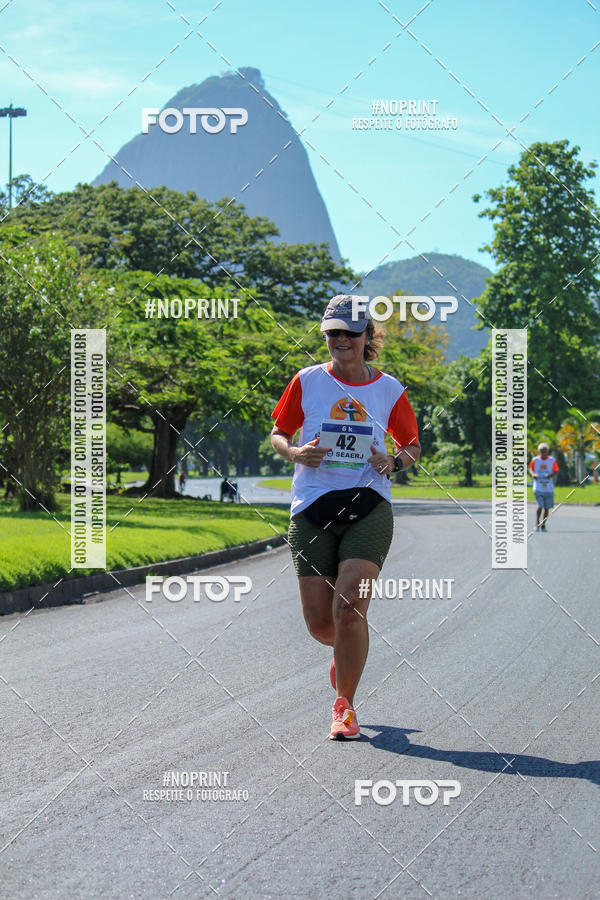 Buy your photos of the event31 Corrida e Caminhada dos Engenheiros e Arquitetos on Fotop