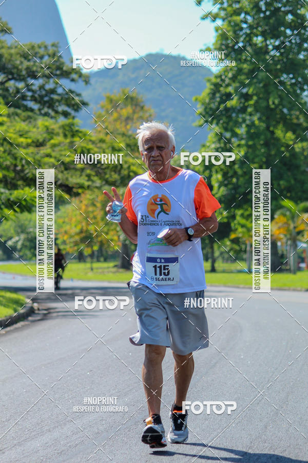 Buy your photos of the event31 Corrida e Caminhada dos Engenheiros e Arquitetos on Fotop