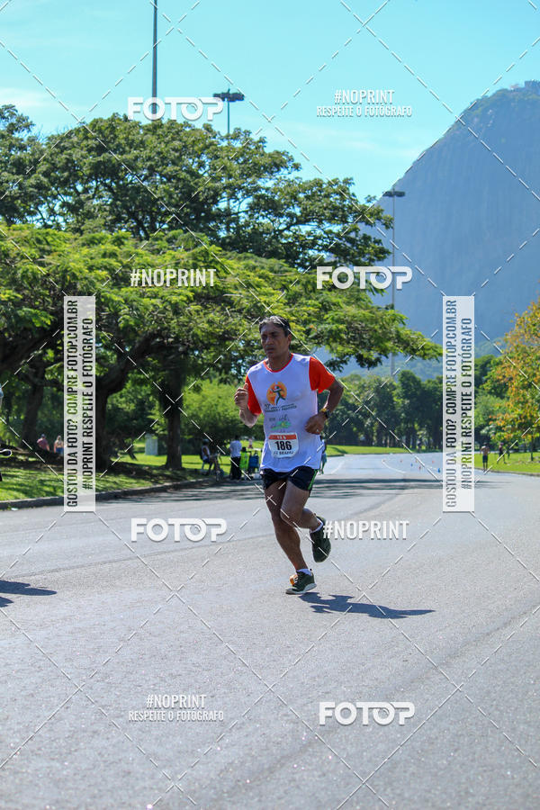Buy your photos of the event31 Corrida e Caminhada dos Engenheiros e Arquitetos on Fotop