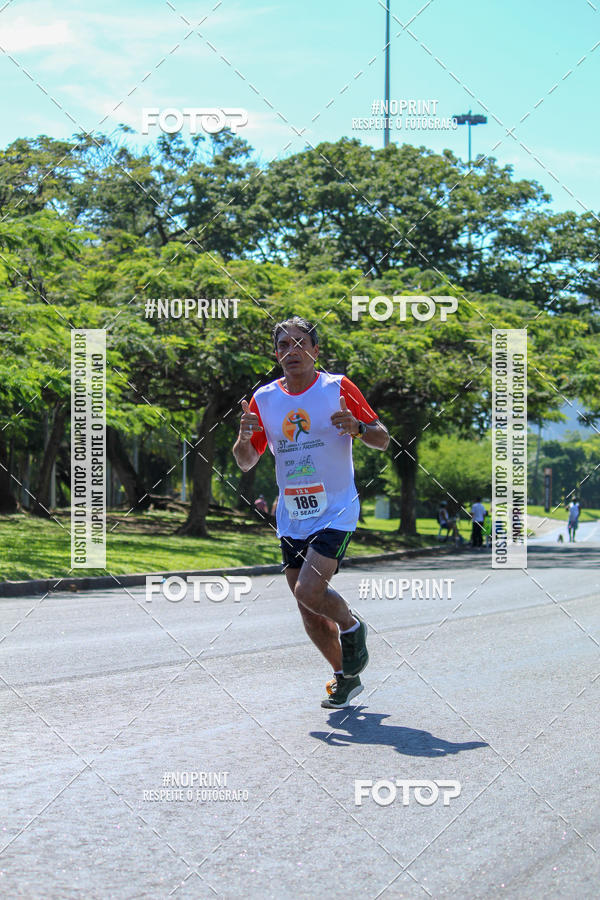 Buy your photos of the event31 Corrida e Caminhada dos Engenheiros e Arquitetos on Fotop
