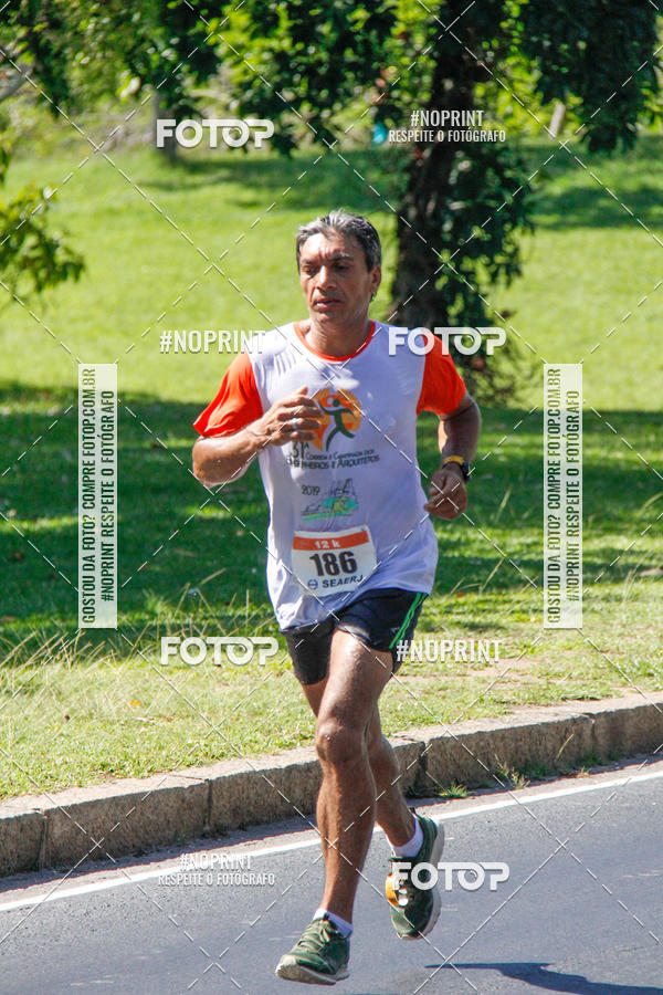 Compre as suas fotos do evento31 Corrida e Caminhada dos Engenheiros e Arquitetos no Fotop