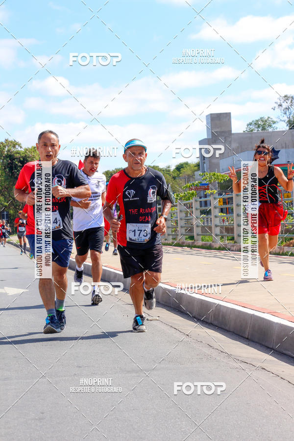 Buy your photos of the eventThe Running Dead on Fotop