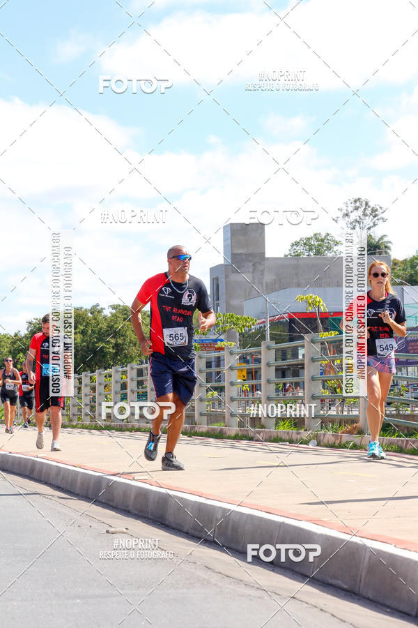 Buy your photos of the eventThe Running Dead on Fotop