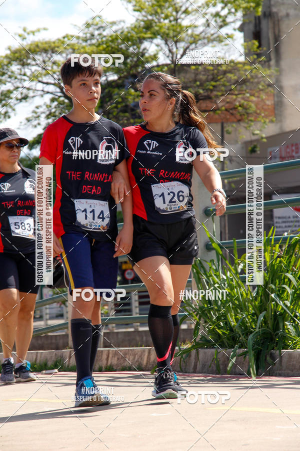 Achetez vos photos de l'vnementThe Running Dead sur Fotop