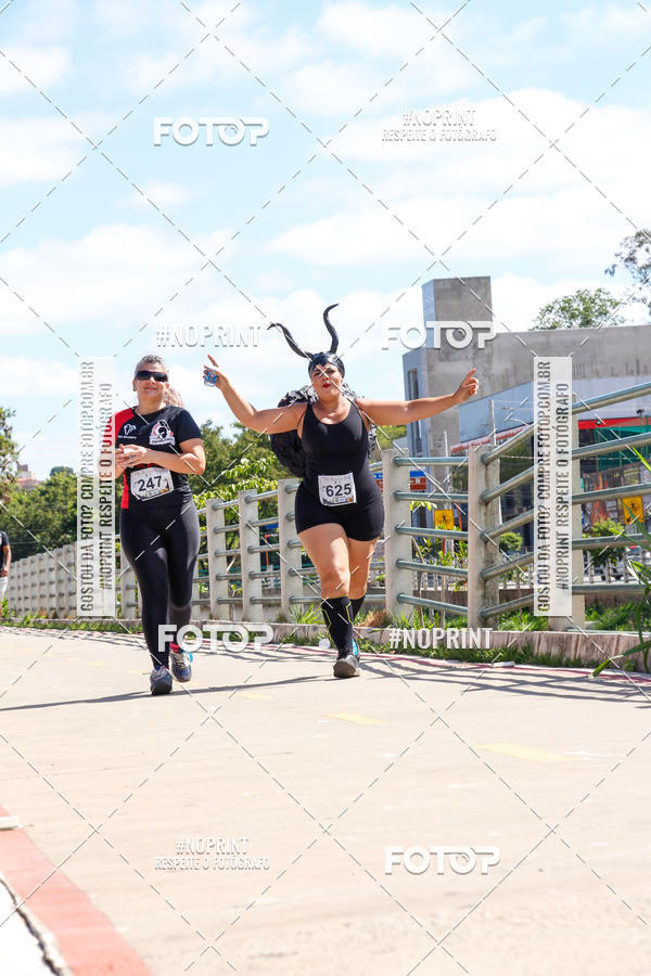 Achetez vos photos de l'vnementThe Running Dead sur Fotop