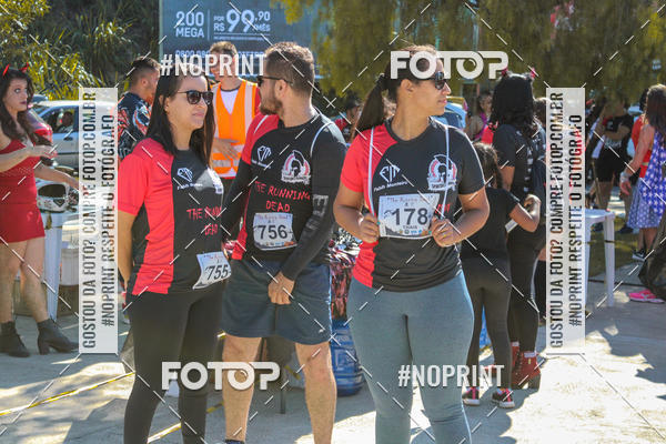 Achetez vos photos de l'vnementThe Running Dead sur Fotop