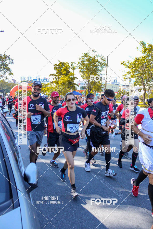 Buy your photos of the eventThe Running Dead on Fotop