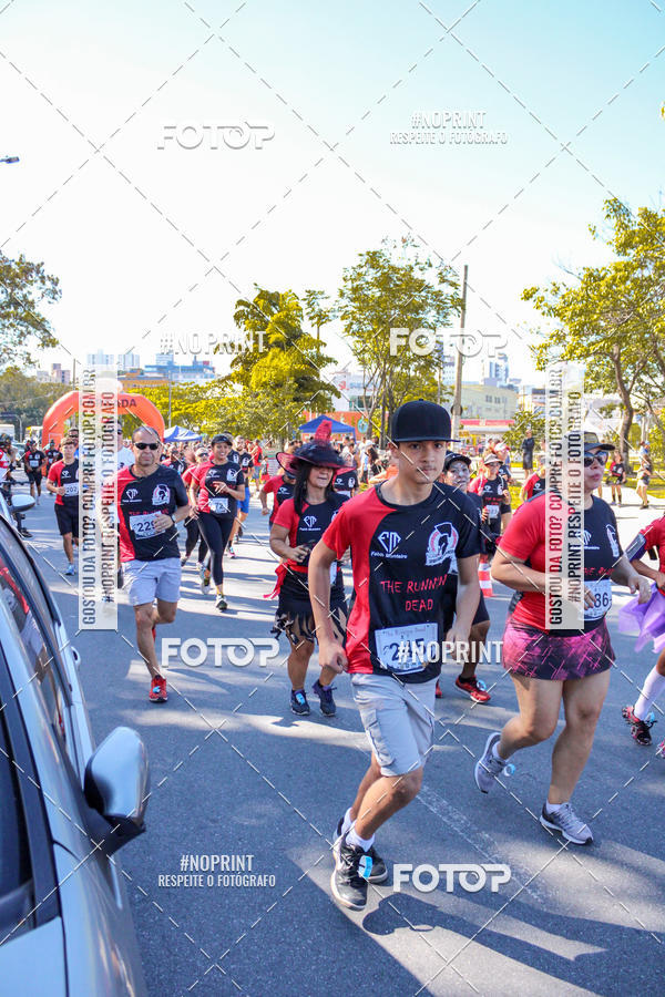 Achetez vos photos de l'vnementThe Running Dead sur Fotop