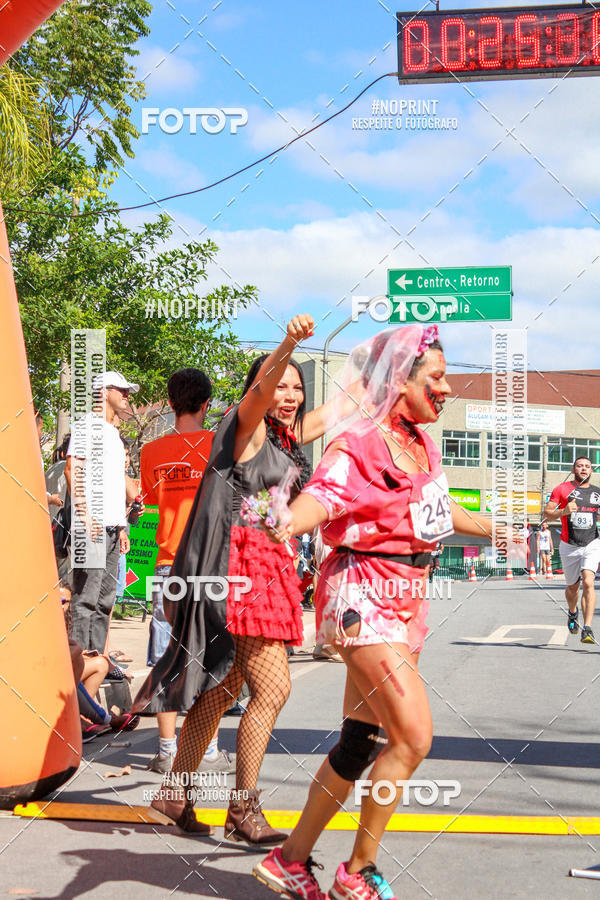 Achetez vos photos de l'vnementThe Running Dead sur Fotop