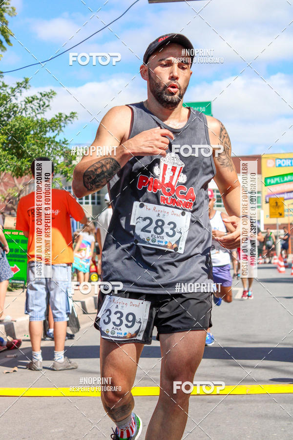 Buy your photos of the eventThe Running Dead on Fotop