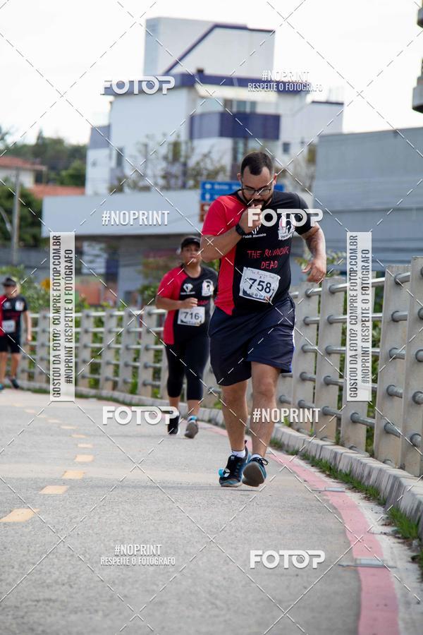 Achetez vos photos de l'vnementThe Running Dead sur Fotop